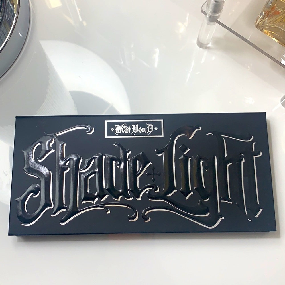 KVD Kat Von D Shade and Light Contour Palette
